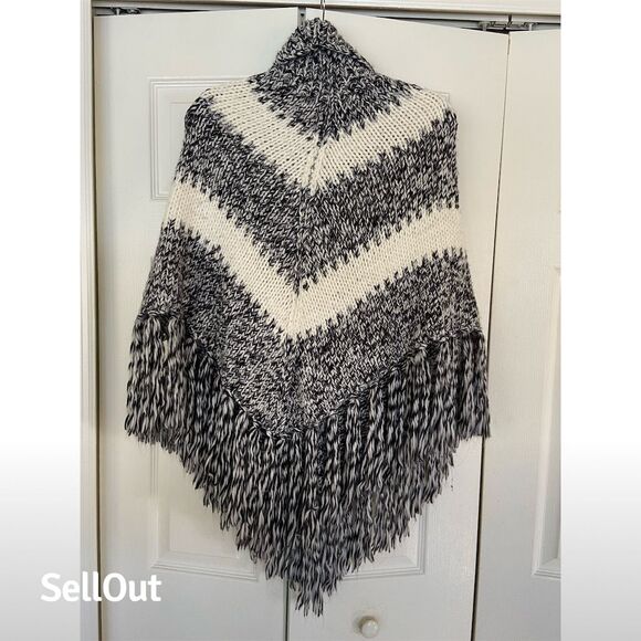 White House Black Market Women's Multicolor Knit Poncho with Fringe One Size - Picture 2 of 3